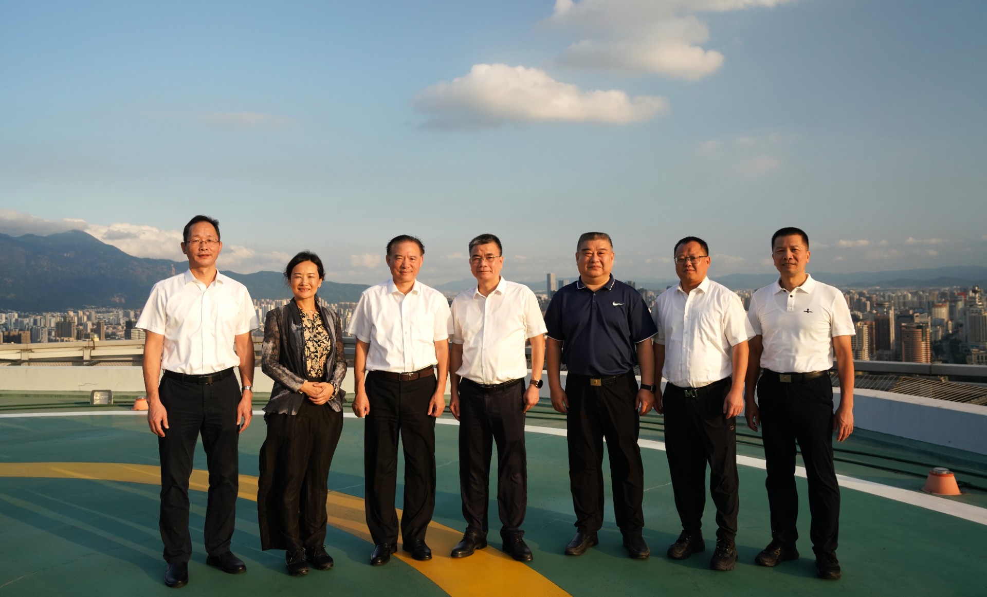 與中國石油福建銷售公司開展座談交流2.jpg